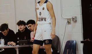 辽宁男篮队员高清图片